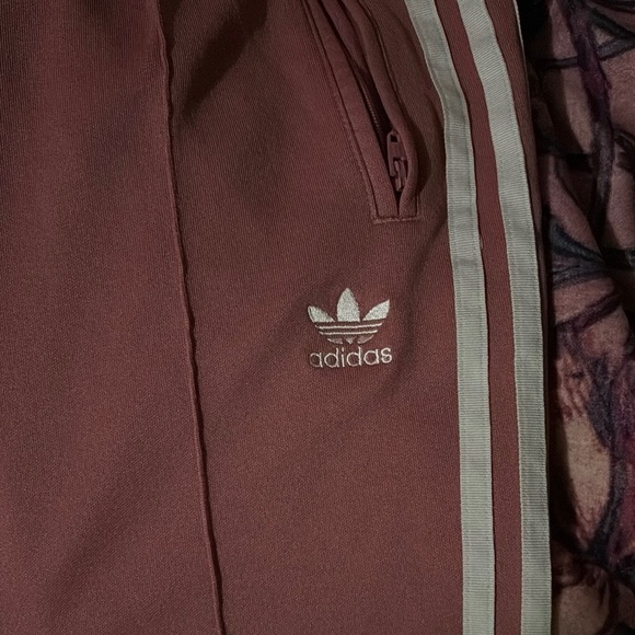 Adidas Pink Sweatpants with Three-Stripe Design - Picture 2 of 3